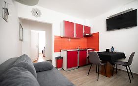 Gof Apartment